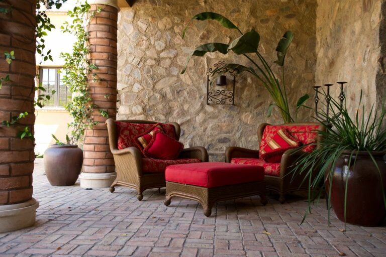 How to Pick Outdoor Cushions and Pillows for Your Patio Furniture