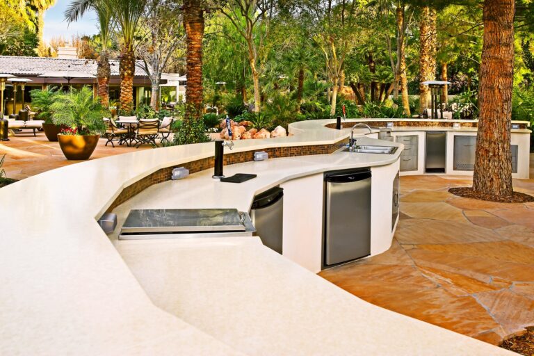 backyard kitchen in Scottsdale