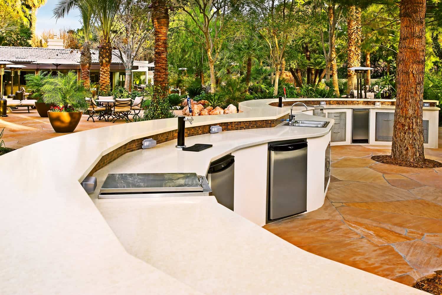 Our Wide Range Of Customized Backyard Kitchens