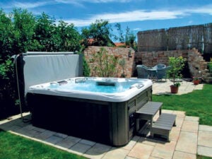 sundance-hot-tub-backyard-cover-installation-in-wichita.jpg