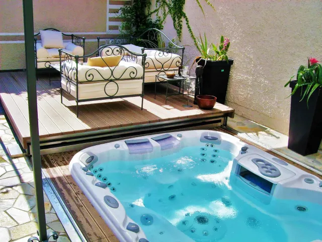 Imagine Backyard-Living Hot Tub Spa Jacuzzi Sundance Owner Resources